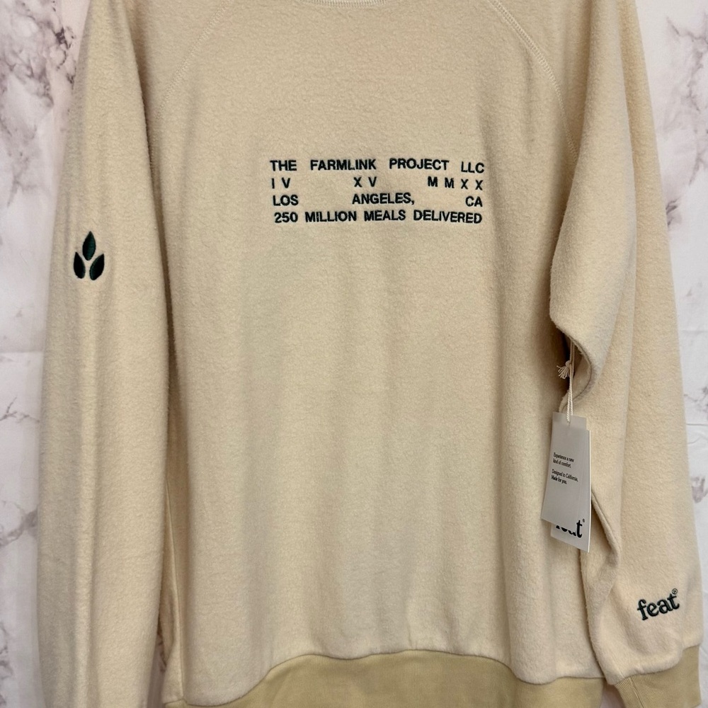 Feat cream logo sweatshirt